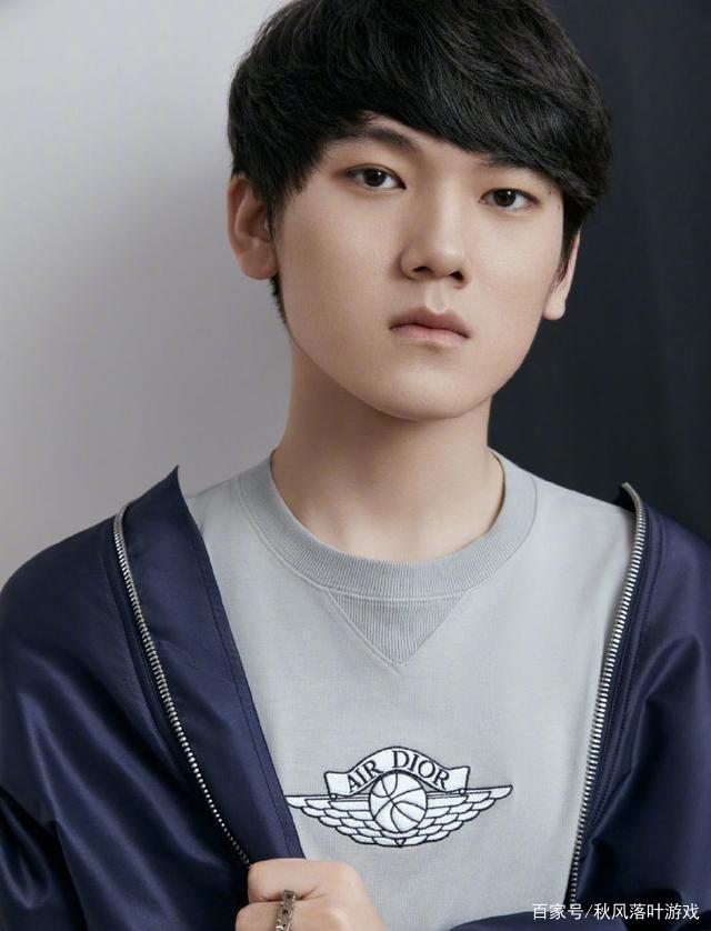 UP官方：经过双方友好的沟通和协商，我们告别 Decade （ Decade ）。